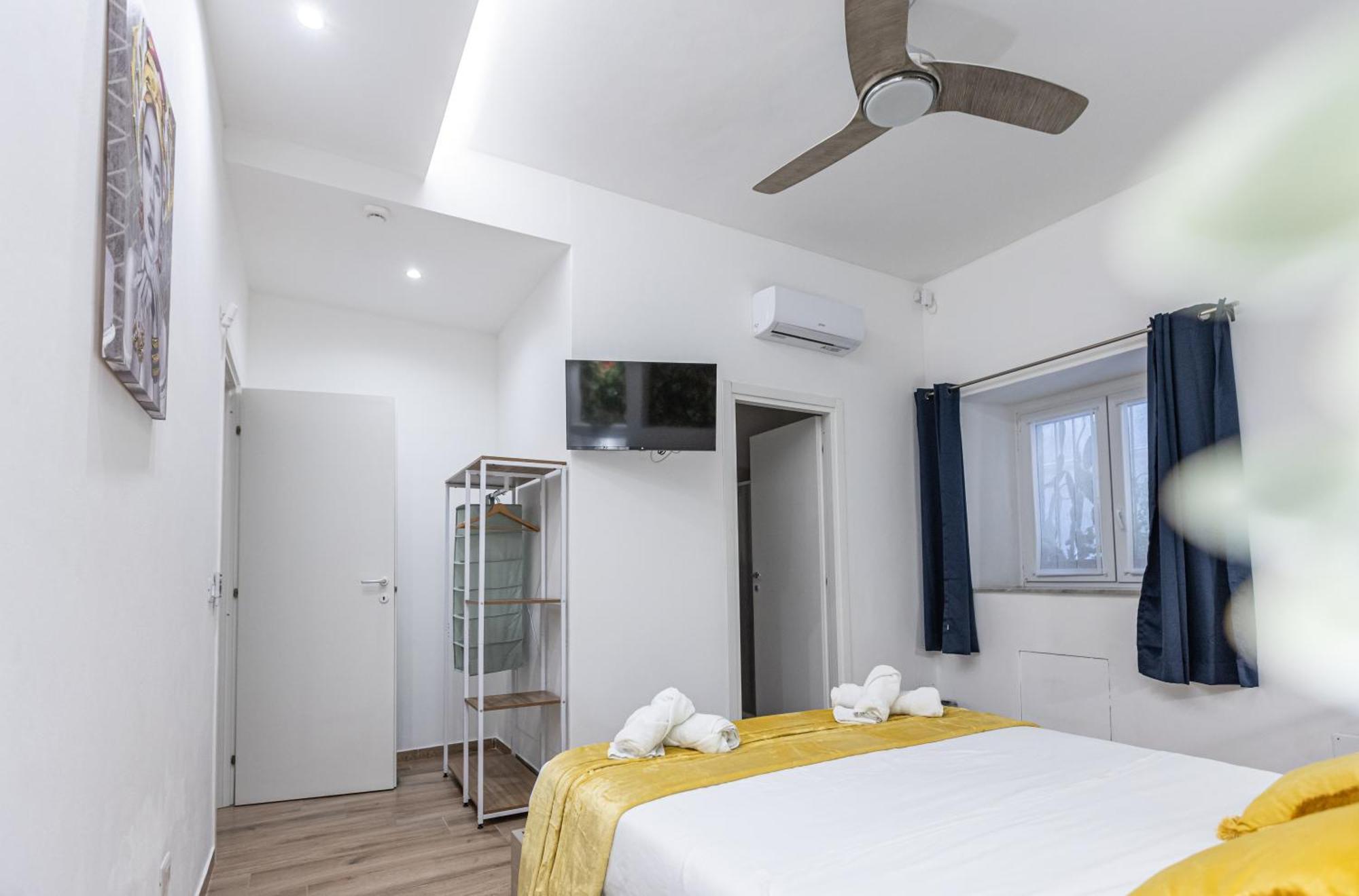 Al Castello-independent House Holiday home Catania
