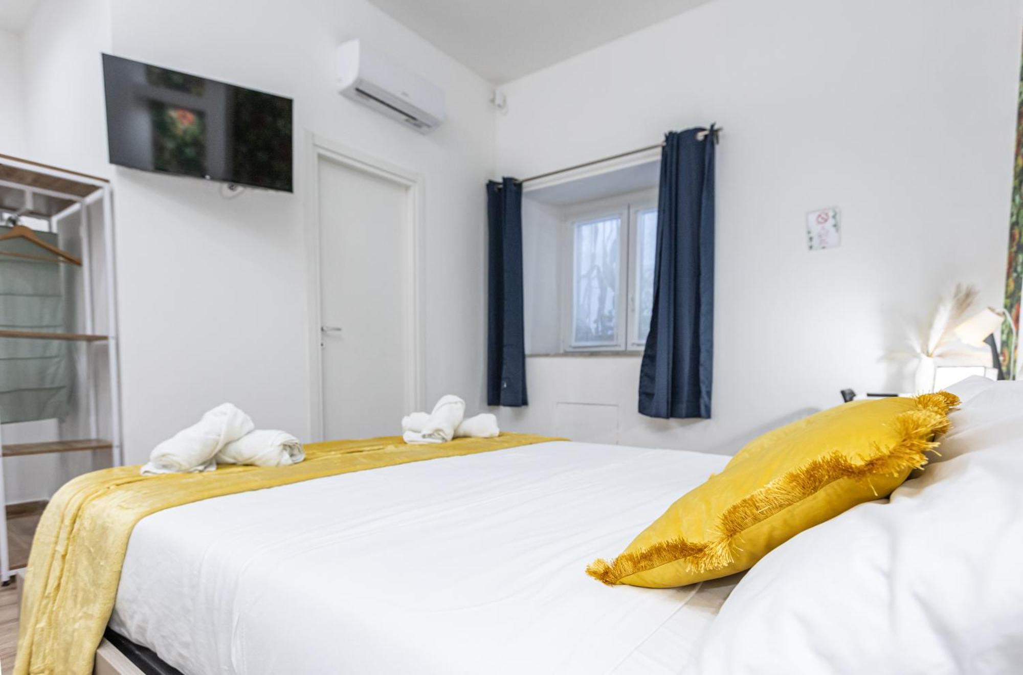 Al Castello-independent House Holiday home Catania