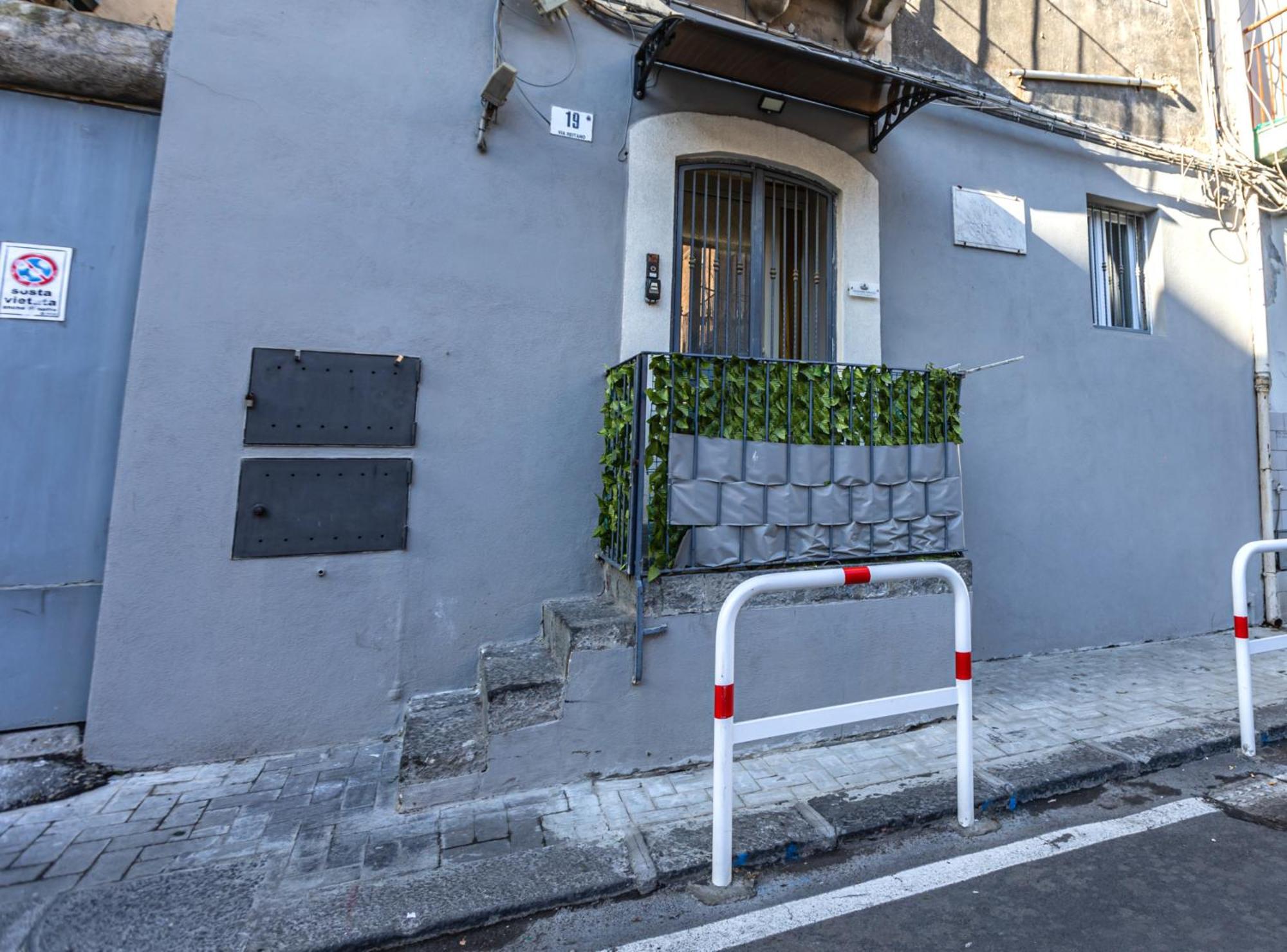Al Castello-independent House Holiday home *